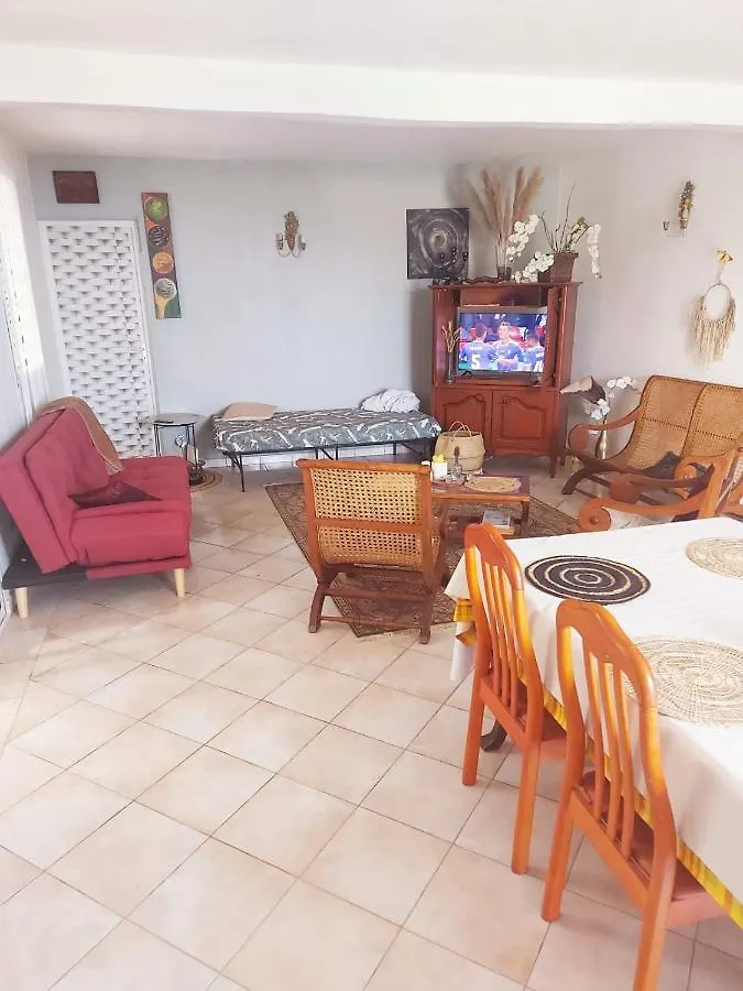 Au Coin A Monchy La Plage De Petit Anse A 1Mn Villa Bouillante Holiday home